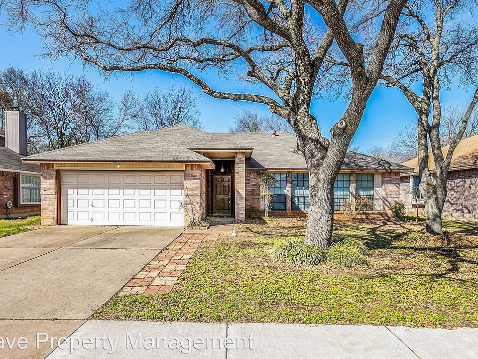 1st image of 601 Eaglecreek Dr