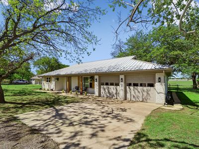 913 N Main St, Springtown, TX, 76082
