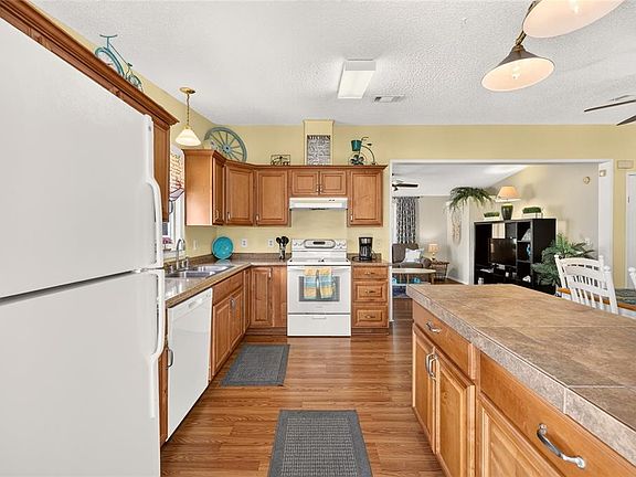 5th image of 1215 PANAMA PLACE