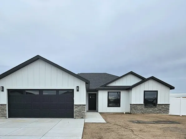 2002 Regan St, Jerome, ID 83338