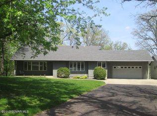 24112 Walnut Dr, Albert Lea, MN 56007