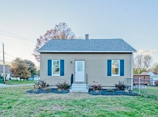 254 Dale St, Chicopee, MA 01020