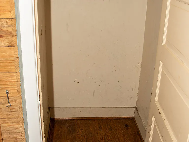 1329 Louisiana Ave NW — Photo 17