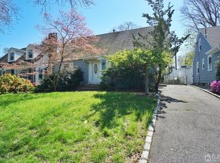 118 Carteret St, Glen Ridge, NJ 07028