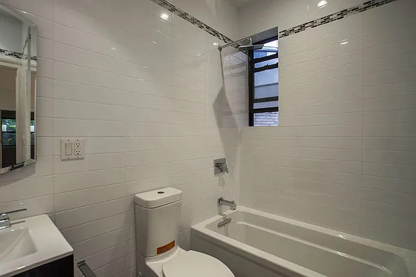 Rented by Cast Iron Real Estate | media 26