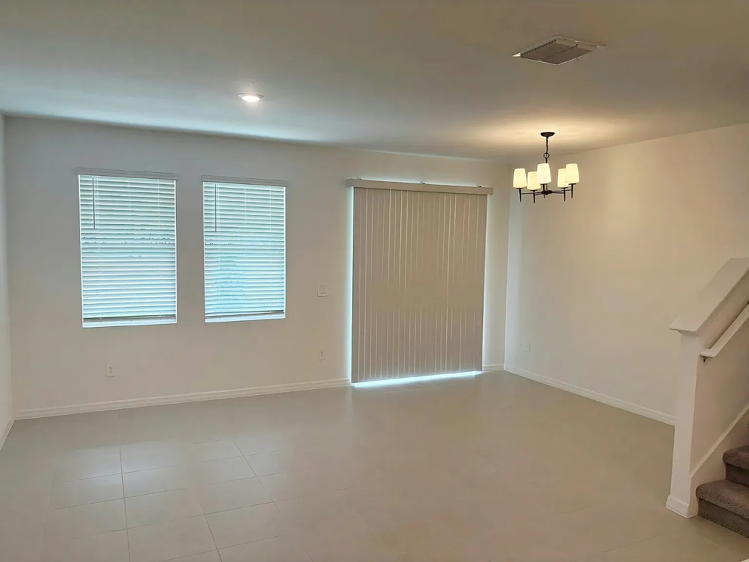 3 bed, 2.5 bath, 1760 sqft, $2,000 — Photo 4