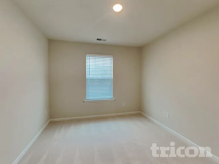 182 Magnolia St — Photo 11