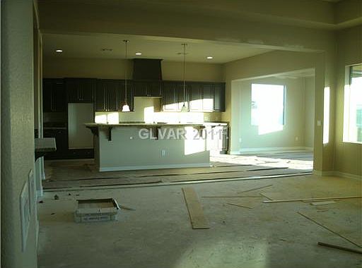 4th image of 8507 Verde Park