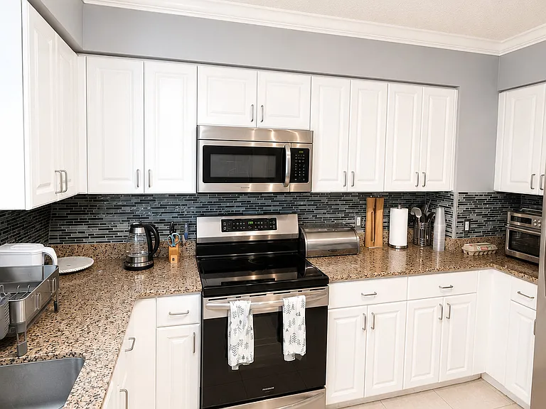1155 Brickell Bay Dr #2504 — Photo 6