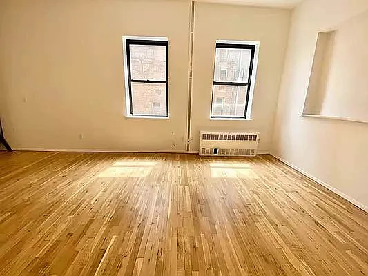 Rented by J PRESTON AND ASSOCIATES INC | media 14