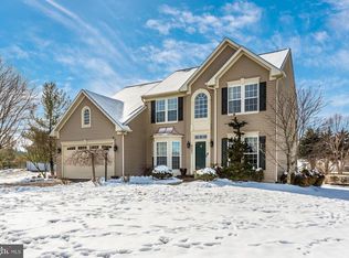 9303 Hillsborough Dr, Frederick, MD 21701
