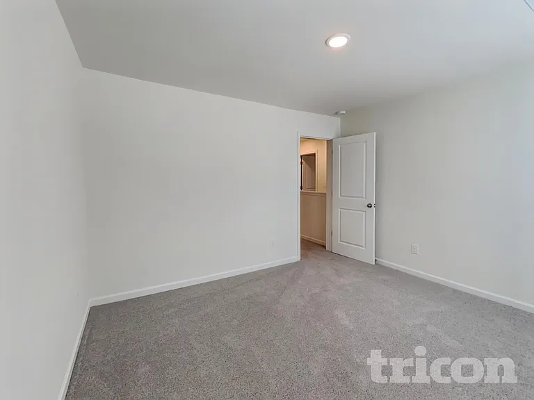 109 Sunwood Ct — Photo 26