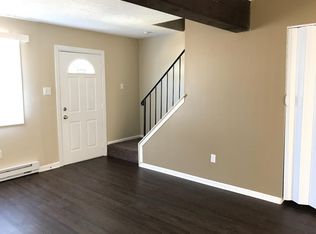 190 Hampshire Rd, Sicklerville, NJ 08081