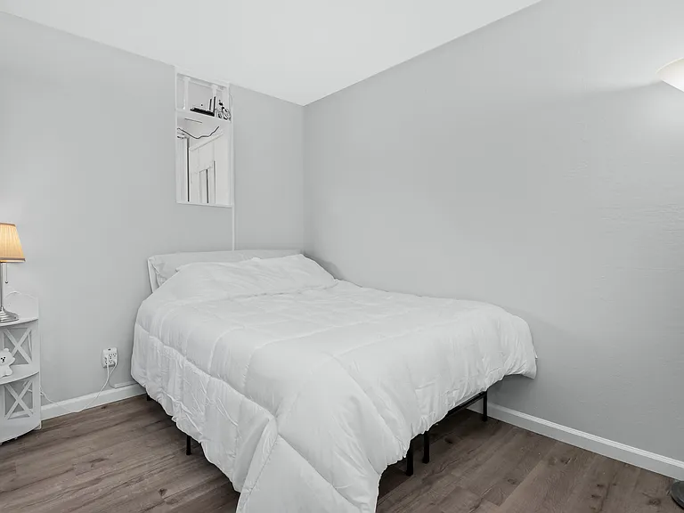 982 Kiely Blvd #F — Photo 24
