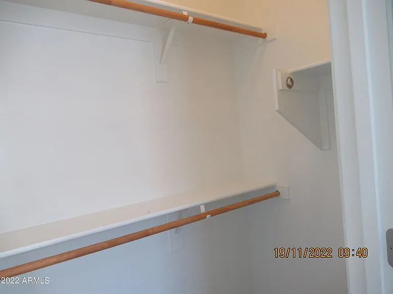 8530 W Flynn Ln — Photo 33
