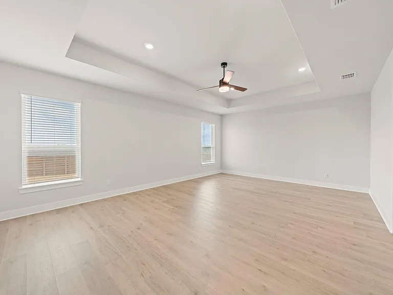309 E Luna Blue Ln — Photo 4