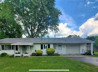 201 N McMinn Rd, Centerville, IN 47330