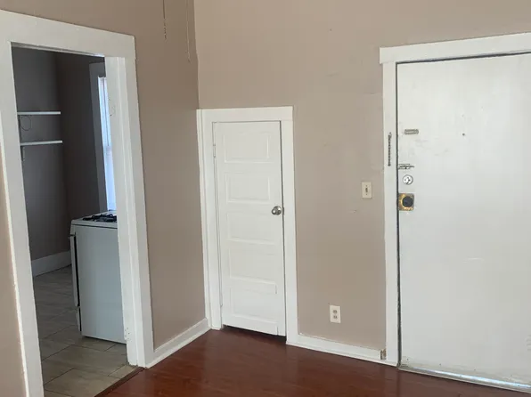 107 S Edgefield Ave Unit H, Dallas, TX 75208