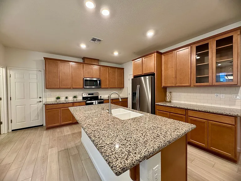 6192 Paseo De Gebhart — Photo 8