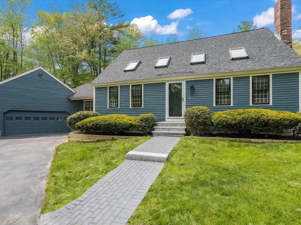 13 Pinewood Drive, Hampstead, NH 03841
