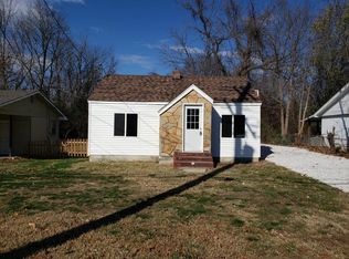 2613 E Cherry St, Springfield, MO 65802