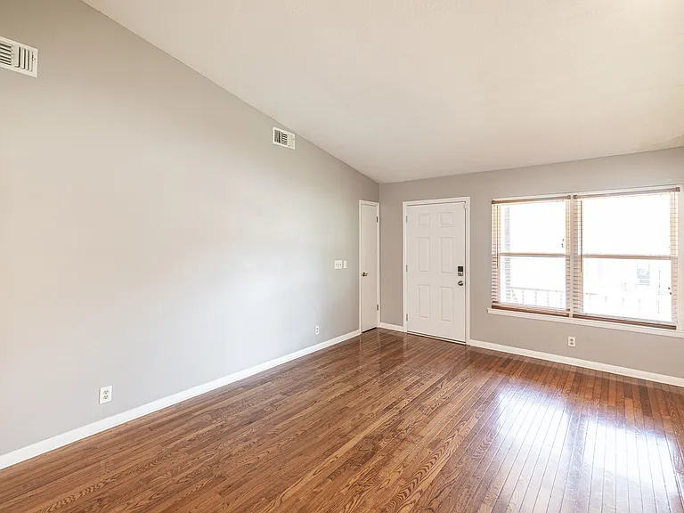5507 Hill Ct — Photo 5