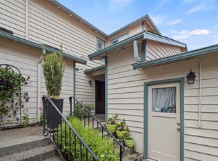 24831 110th Pl SE APT C, Kent, WA 98030