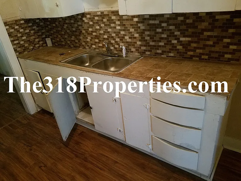 141 Merrick St — Photo 7