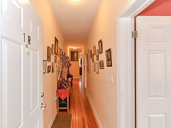 5th image of 8-10 Kensington Park #1R