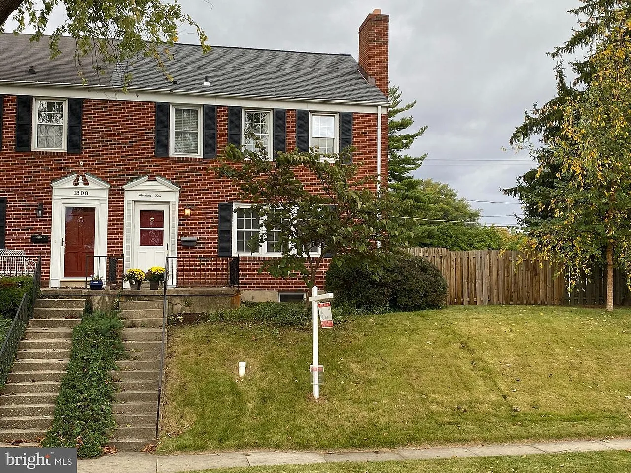 3 bed, 1440 sqft, $2,450 — Photo 1