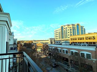 670 Town Center Dr Unit 408, Newport News, VA 23606