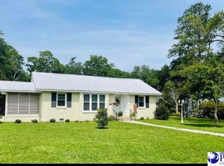 801 Highland Dr, Kingstree, SC 29556