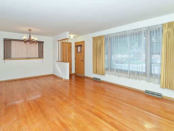 2nd image of 10029 Minnick Ave