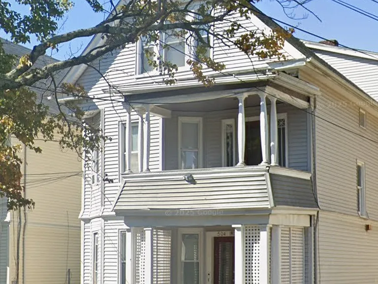 504 Winthrop Ave #2B — Photo 1