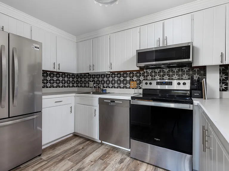 180 Evergreen Rd #105 — Photo 5
