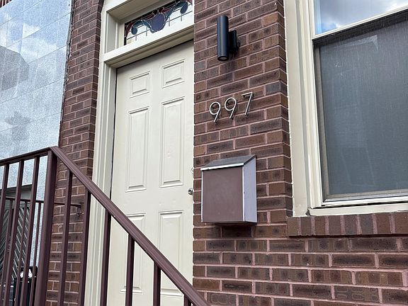 2nd image of 997 N Marshall St APT 1