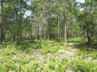 142 Kal Ln, Carrabelle, FL 32322