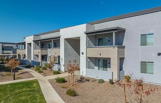 Thrive Tempe Apartments — Photo 3