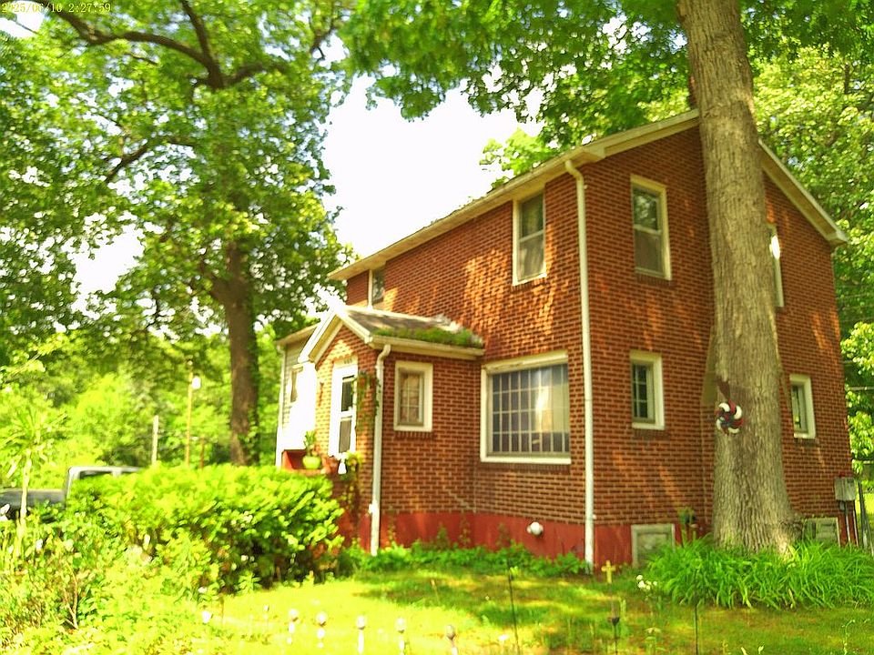 1st image of 465 Morris Dr