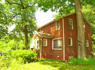 465 Morris Dr, Jackson, MI 49201