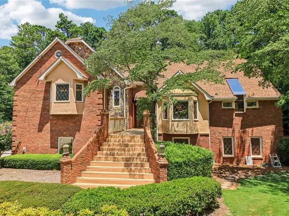 4027 Wood Acres Ct, Duluth, GA 30096