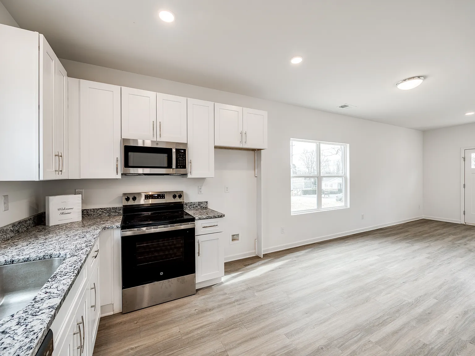 602 W. Lewis Road — Photo 3
