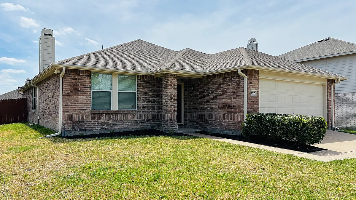 Building Photo - 1007 Chilton Dr