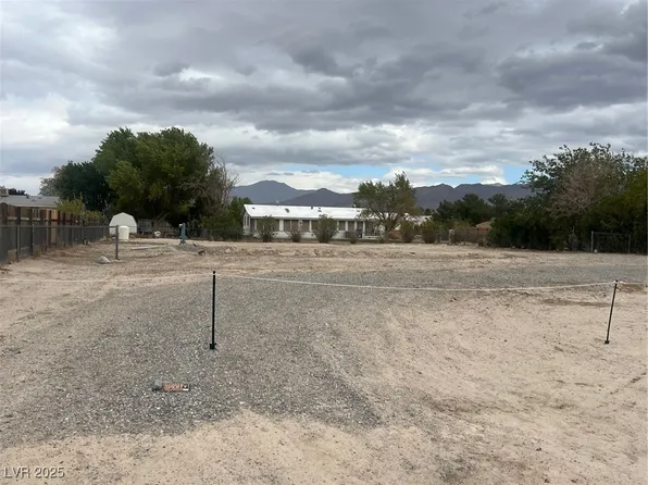 5522 Saddletree Rd, Pahrump, NV 89061
