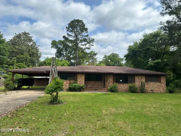 312 7th St, Decatur, MS 39327