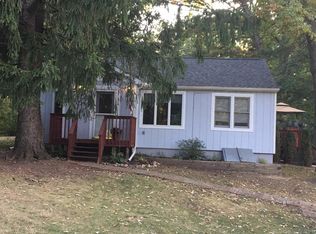 1000 Seven Mile Rd, Whitmore Lake, MI 48189