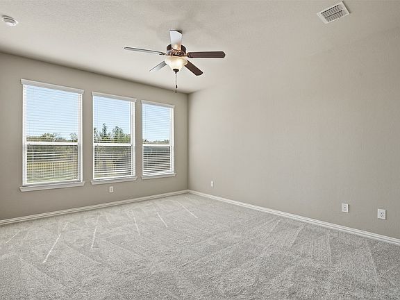 5th image of 813 Salida Rd