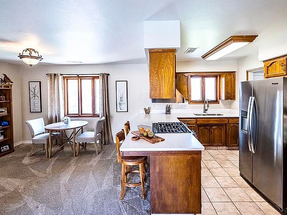 4th image of 1008 W Mary Ave