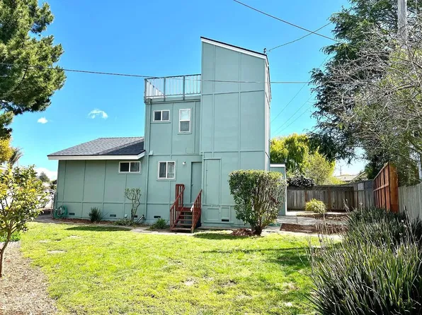 625 Cedar St, Aptos, CA 95003