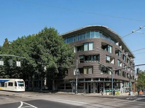 1234 SW 18th Ave APT 106, Portland, OR 97205